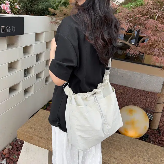 醇龙   尼龙女生多色休闲大包包时尚单肩包大容量上课通勤斜挎包