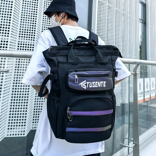 茵初 大容量羽毛球包多功能短途旅行背包电脑包 牛津布 双肩包 常规 男女同款情侣款 多色