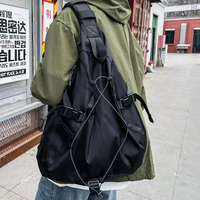 醇龙 小众设计大容量运动健身外出旅行 牛津布 斜挎包 男女同款情侣款  多色