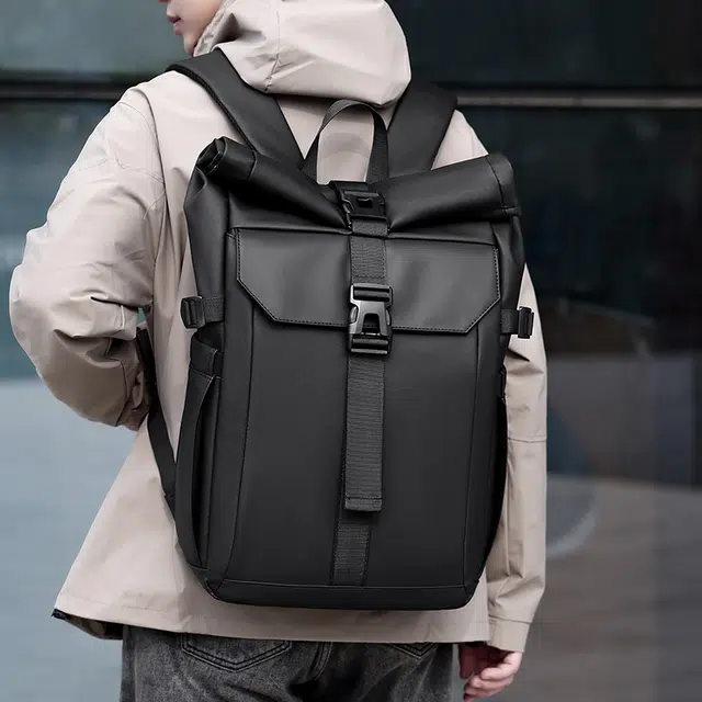 茵初 通勤大容量校园书包户外旅行包电脑包 尼龙 双肩包 常规 男女同款情侣款 多色