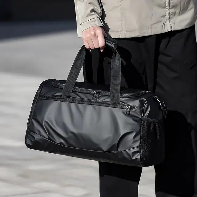 茵初 时尚大容量短途旅行包干湿分离运动健身 皮膜 手提包 常规 男女同款情侣款 黑色/灰色