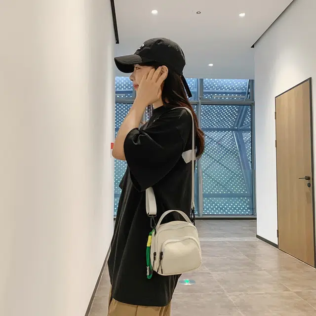 醇龙 森系出游逛街便捷日系百搭 尼龙 斜挎包 男女同款情侣款 多色