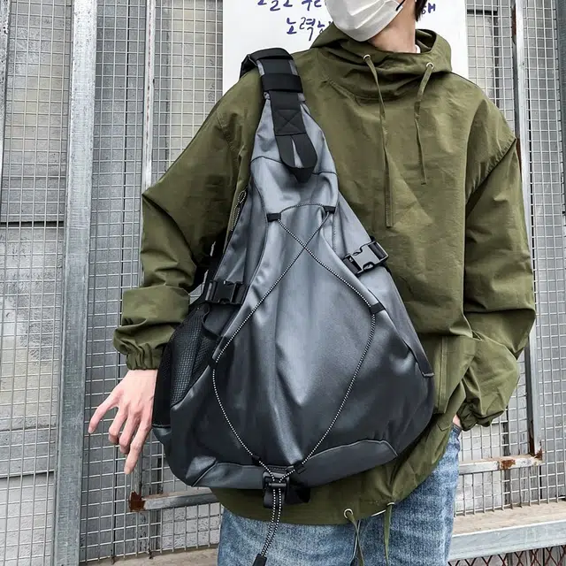 醇龙 小众设计大容量运动健身外出旅行 牛津布 斜挎包 男女同款情侣款  多色