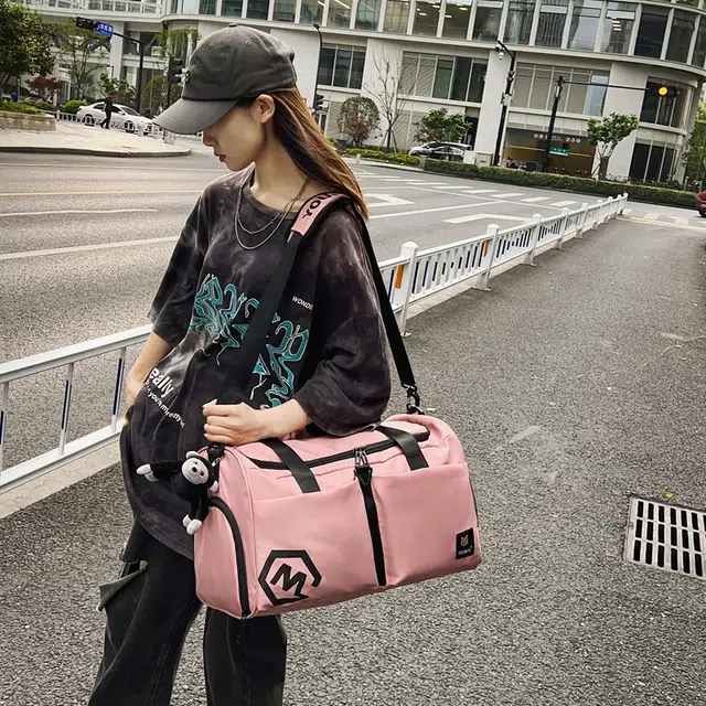 醇龙 多口袋 大容量 干湿分离 尼龙布 单肩斜挎旅行包 常规 男女同款情侣款 黑/卡其/粉/黄/红/青绿/蓝/军绿