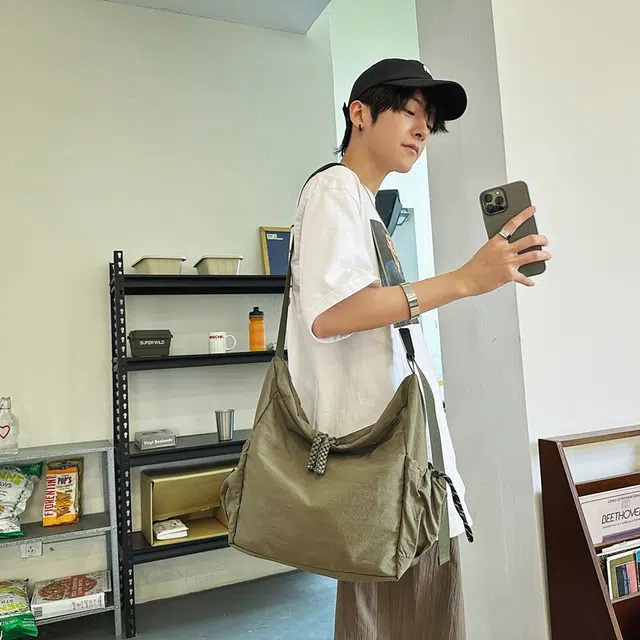醇龙 时尚百搭纯色 尼龙 斜挎包 男女同款情侣款 多色