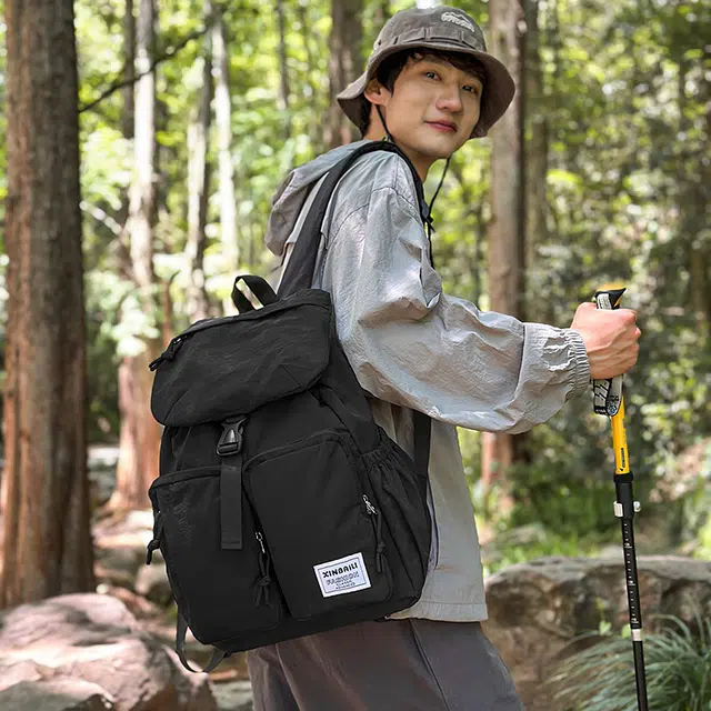 茵初 书包上课包山系户外徒步登山旅行包简约背包 尼龙 双肩包 常规 男女同款情侣款 多色