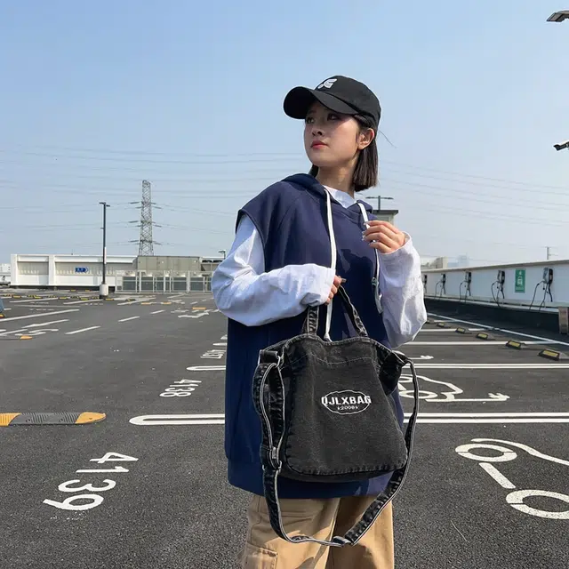 醇龙  男女通用多色牛仔布斜挎包 学生上课通勤百搭轻便单肩手提包