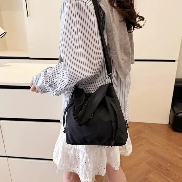 醇龙 轻便防水简约文艺抽绳 尼龙 手提包 男女同款情侣款 多色