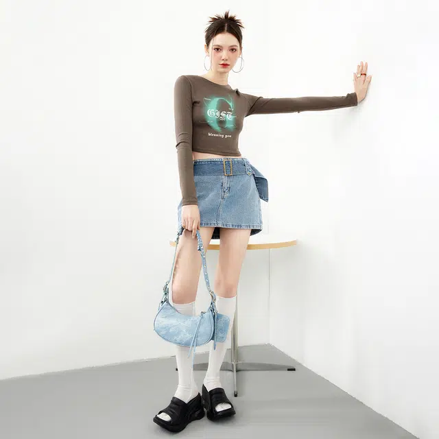 MEETLADY T