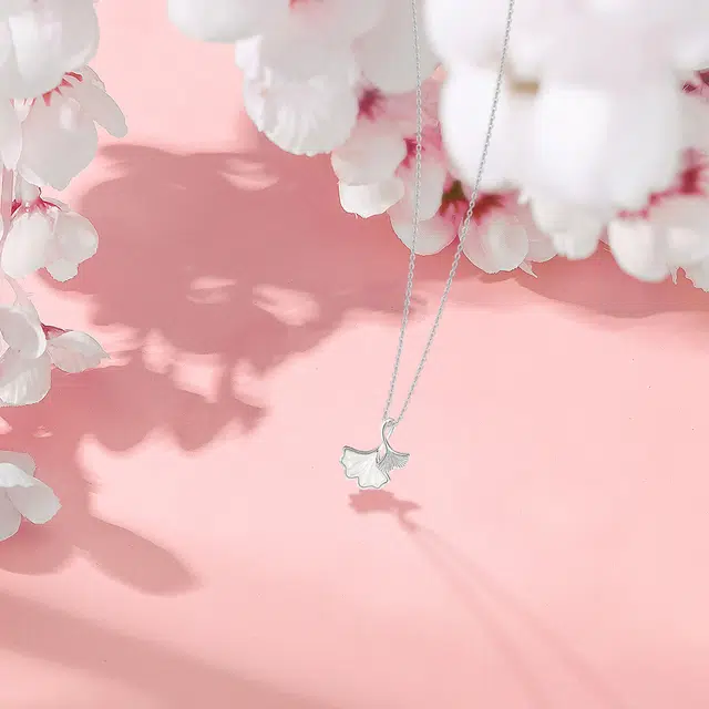 【纯银999】 赛菲尔 三生有杏 经典百搭小众设计精致轻奢高级感简约时尚学生日常通勤约会温柔气质可调节锁骨链 足银 项链 女款