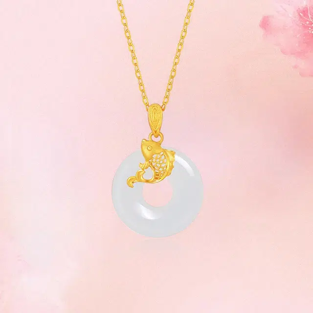 赛菲尔 锦鲤如意吉祥 新中式小众平安扣平安赐福鸿运上岸锦鲤 和田玉 项链 男女同款情侣款 白玉
