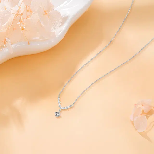 【纯银999 | 璀璨星光】 赛菲尔 优雅浪漫温柔小众设计简约学生日常轻奢高级感经典百搭女友锁骨链通勤浪漫约会可调节 足银 项链 女款