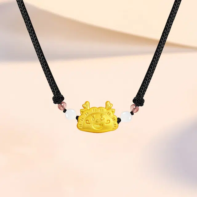 999