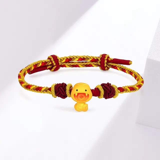 999