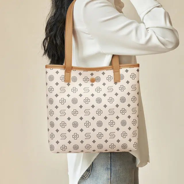 ST&SAT Tote Bag Coffee/Off-White