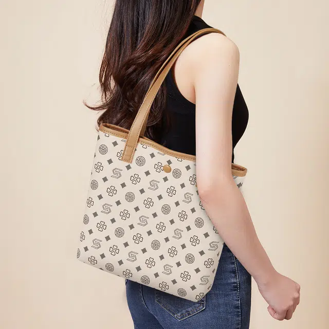 ST&SAT Tote Bag Coffee/Off-White