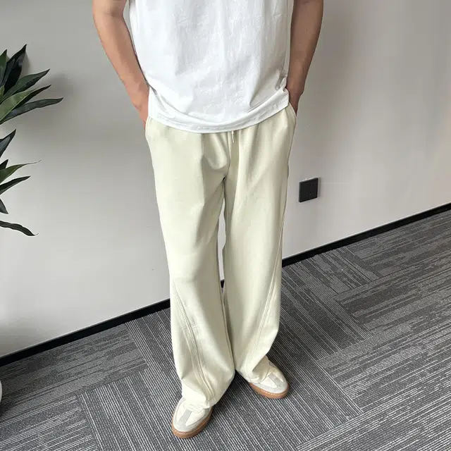 ANYWEARLAB A