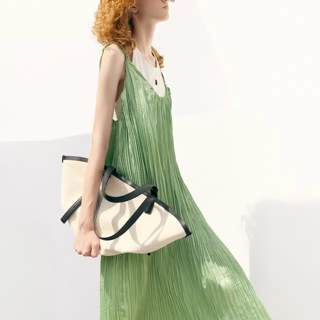 MOCO SS23
