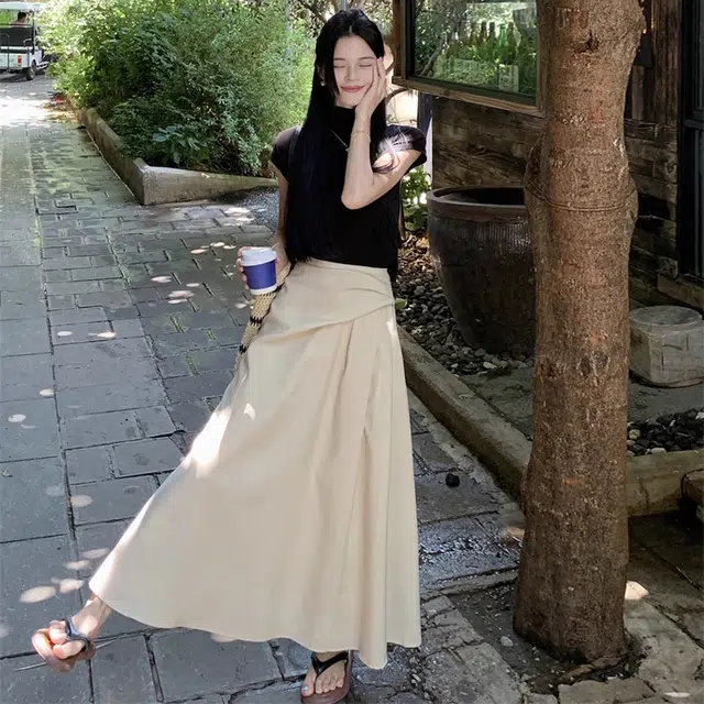 依钗 多风格融合的短袖上衣与半身裙夏季时尚穿搭裙装套装 女款
