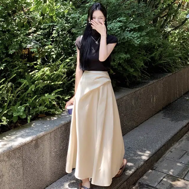 依钗 多风格融合的短袖上衣与半身裙夏季时尚穿搭裙装套装 女款