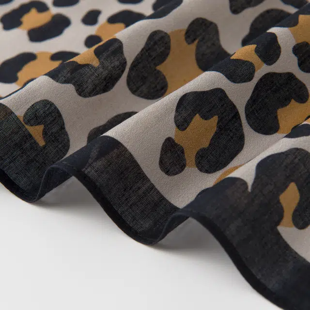 滚烫时光 豹影随行 棉 方巾领巾头巾 男女同款情侣款