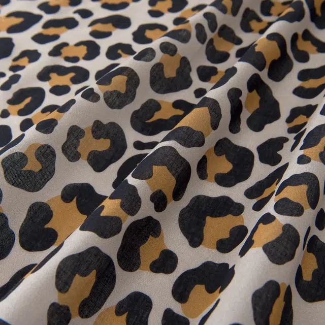 滚烫时光 豹影随行 棉 方巾领巾头巾 男女同款情侣款