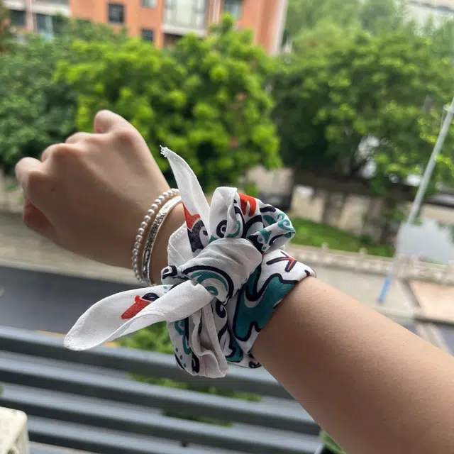 滚烫时光 白色万圣节方巾领巾 棉 头巾 男女同款情侣款