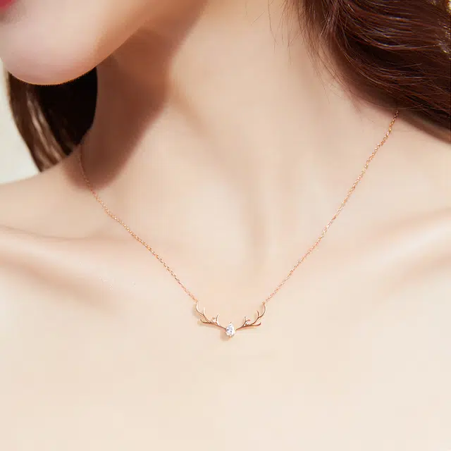 爱的约定 鹿角 设计感轻奢森系甜美风 莫桑钻 钻石项链 女款