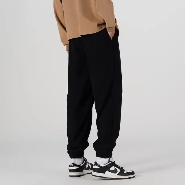 TEN MIRO