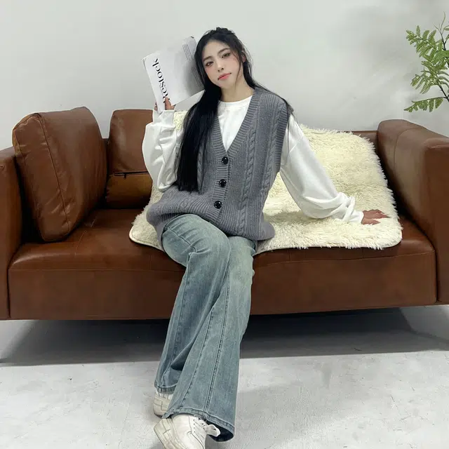 TEN MIRO V