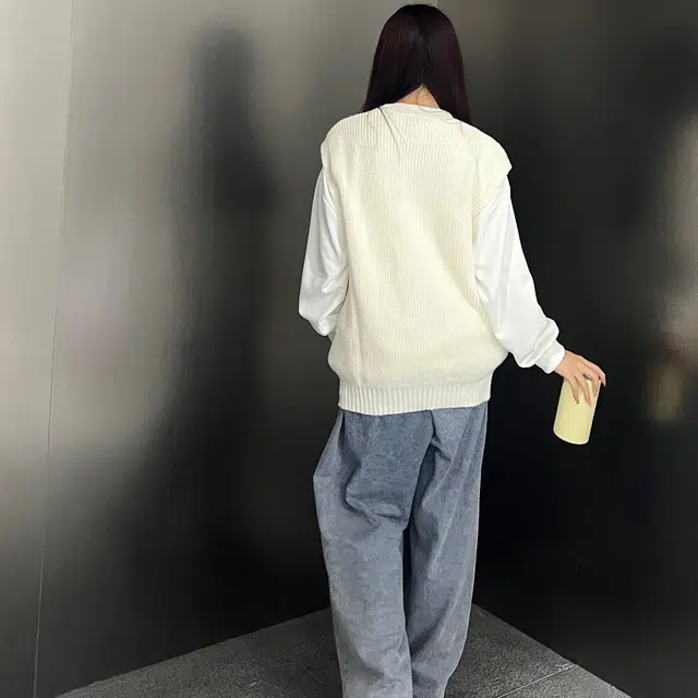 TEN MIRO V