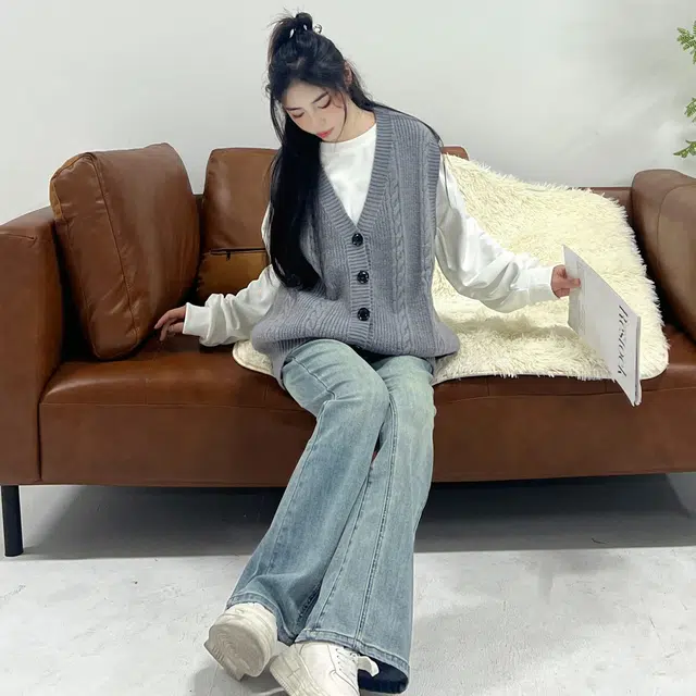 TEN MIRO V