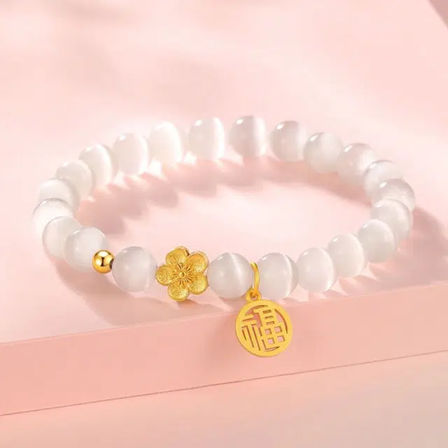 999