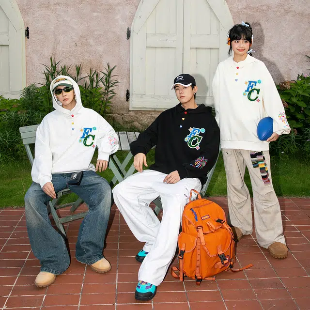 No Tears logovintage