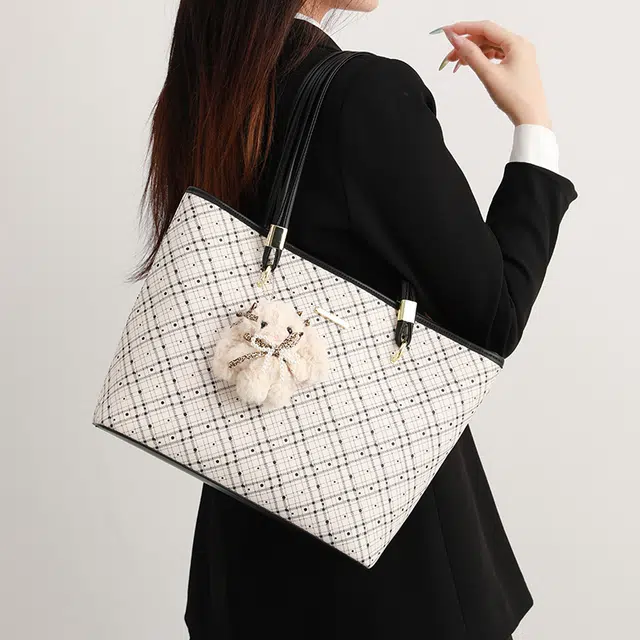 OCTSUI PU Tote