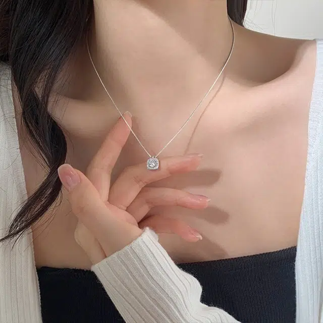 S925