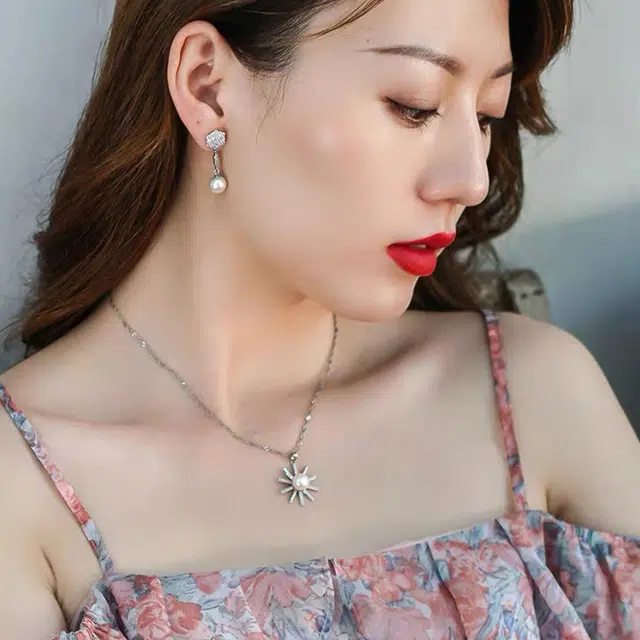 贝诗珠宝 太阳 小众轻奢高级感镶嵌 锁骨链 淡水珍珠 珍珠项链