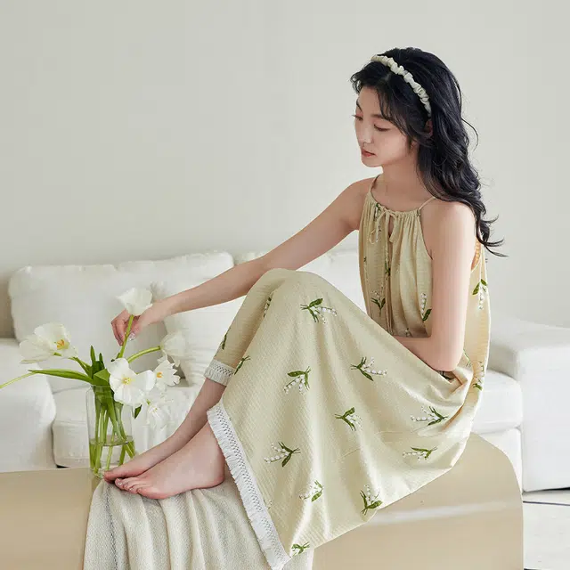 歌倩雅 薄款甜美可爱无袖吊带睡裙 女款 淡黄绿