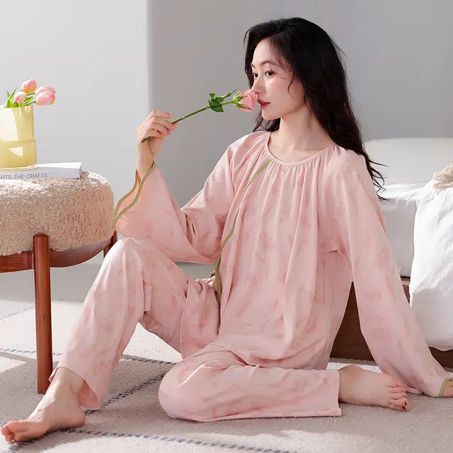 歌倩雅 简约国风长袖上衣大码休闲长裤家居服睡衣套装 女款 图片色