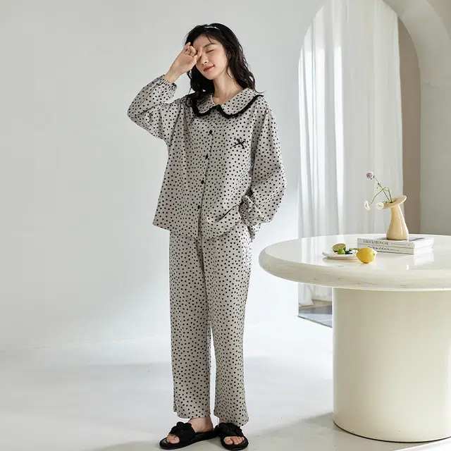歌倩雅 碎花翻领设计气质时尚长袖上衣长裤睡衣套装 女款 浅灰