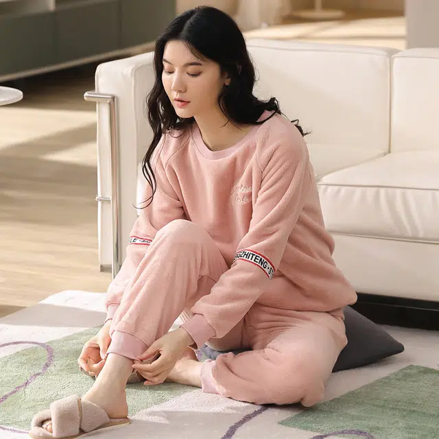 歌倩雅 保暖细密柔顺长袖长裤睡衣套装 女款 图片色