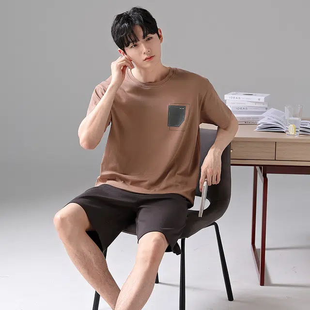 歌倩雅 纯色圆领短袖五分裤运动风睡衣套装 男款 棕色