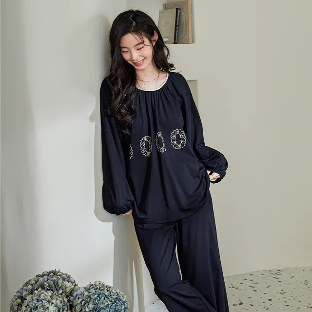 歌倩雅 圆领长袖长裤印花家居服睡衣礼盒 女款 图片色