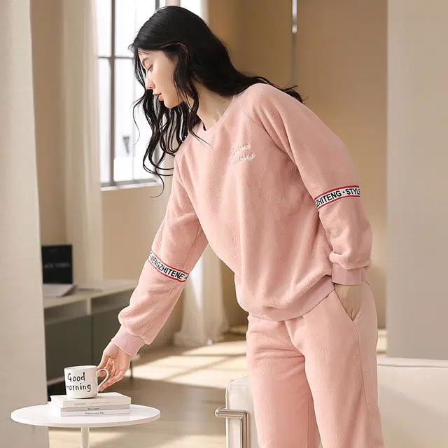 歌倩雅 保暖细密柔顺长袖长裤睡衣套装 女款 图片色