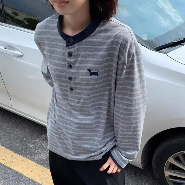 DEMAVIE T