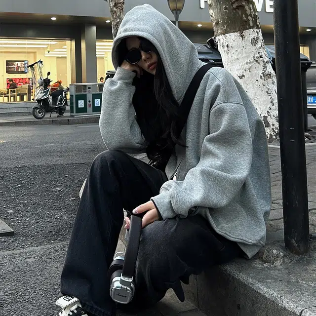 DEMAVIE