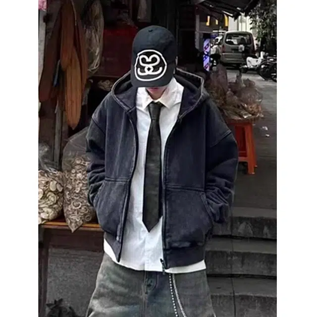 DEMAVIE