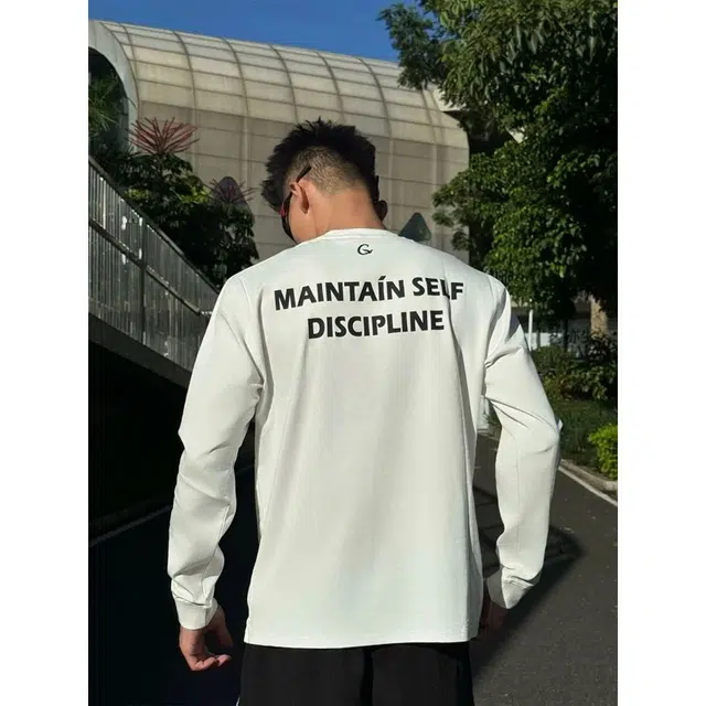 DEMAVIE T