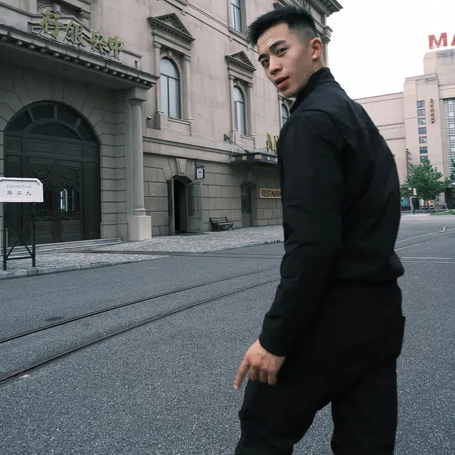 DEMAVIE ootdvibe