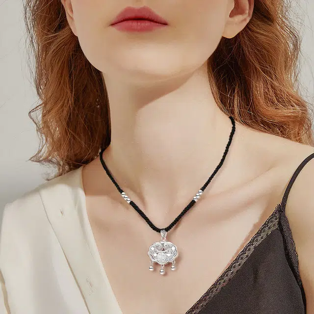 Crafts Women S990